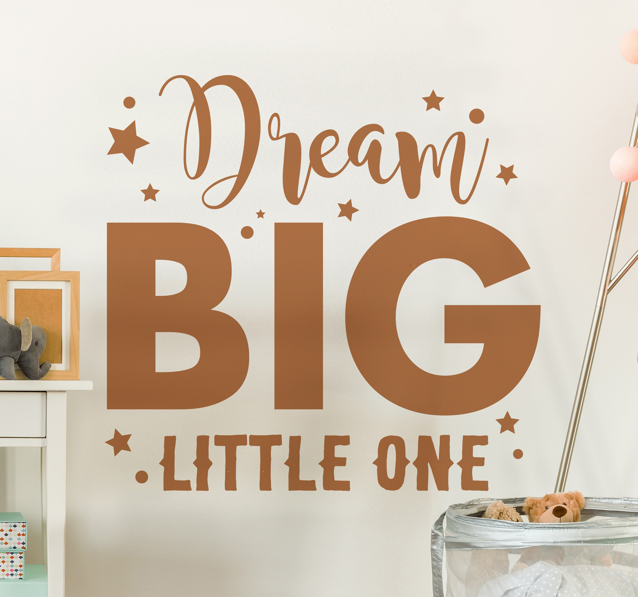 Tekst muursticker Dream big little one