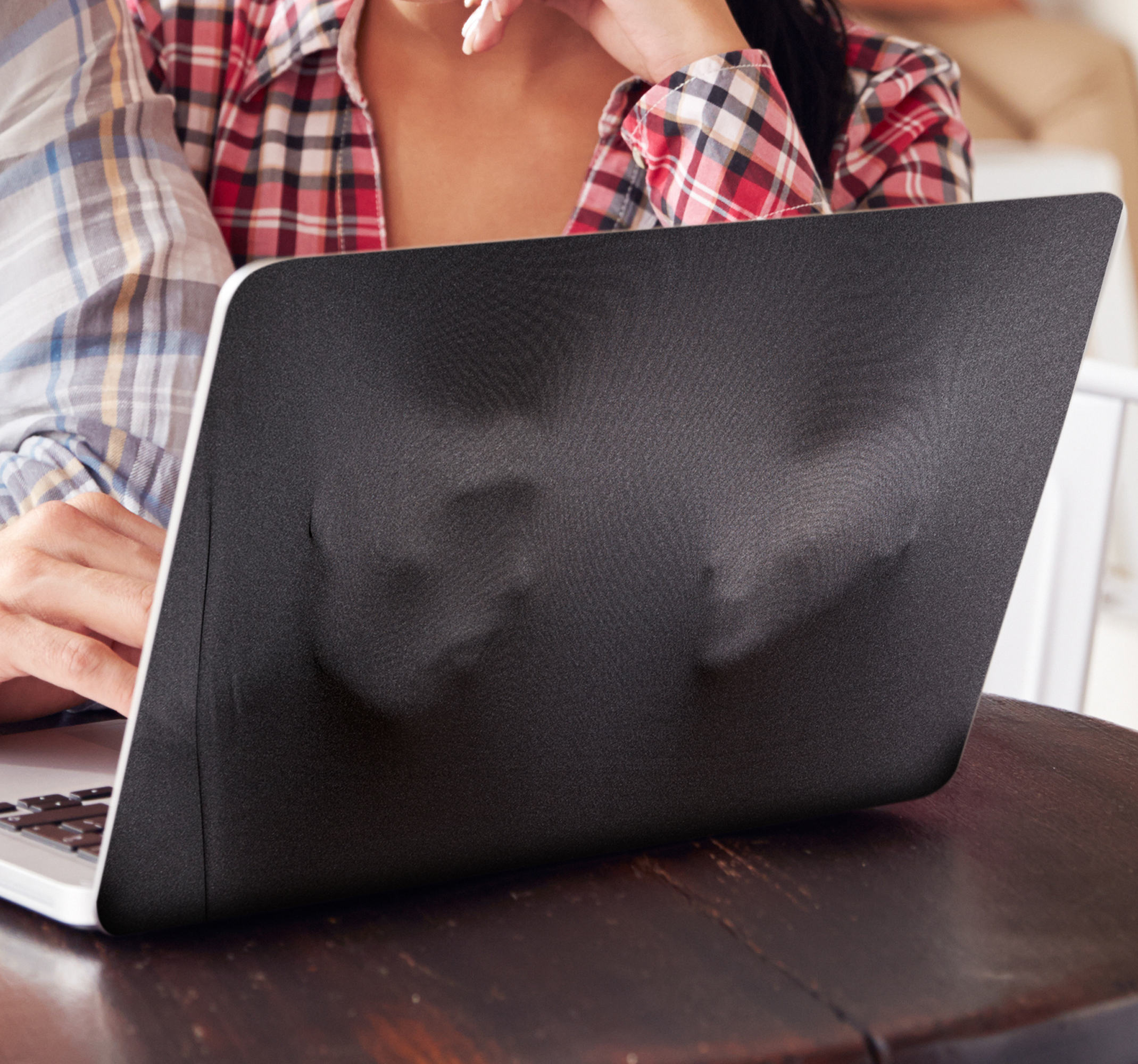 Gepersonaliseerde laptop skin origineel duisternis koppel