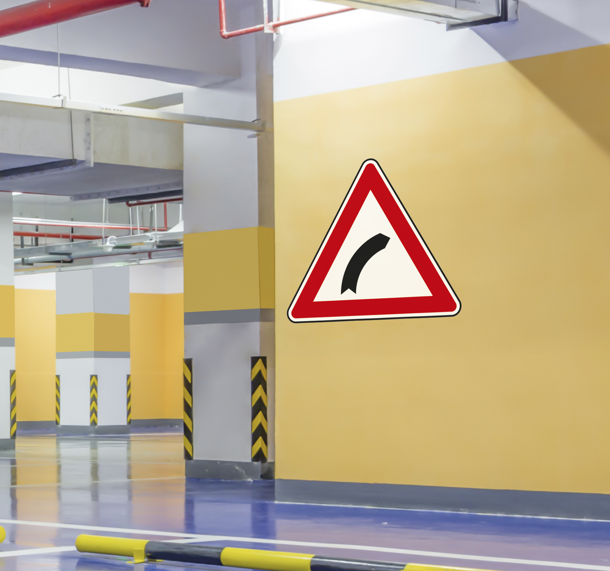 Muursticker let op aankomende bocht