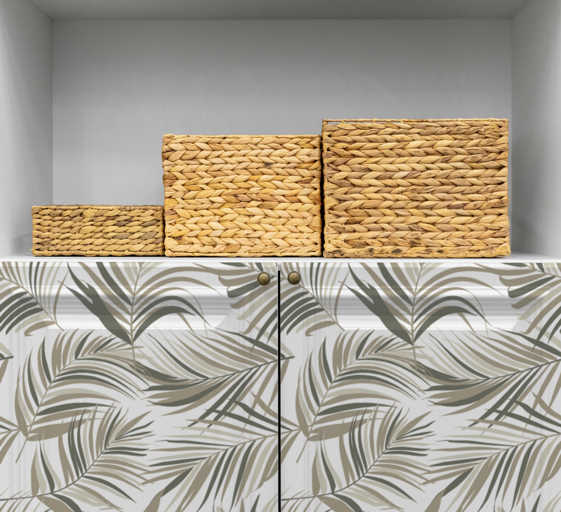 Stickers voor op meubels Weelderige, rauwe en mysterieuze natuur