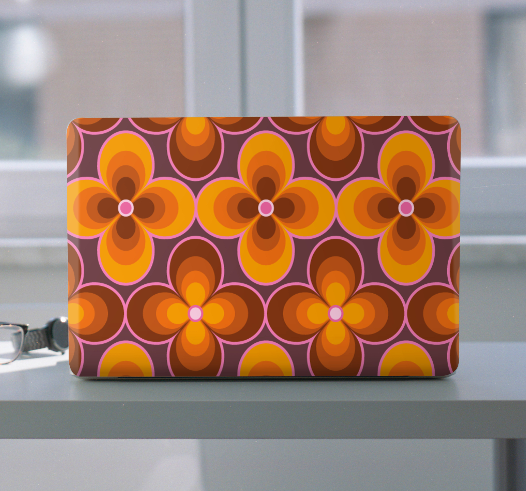 Stickers voor laptop Retro groovy bloempatroon