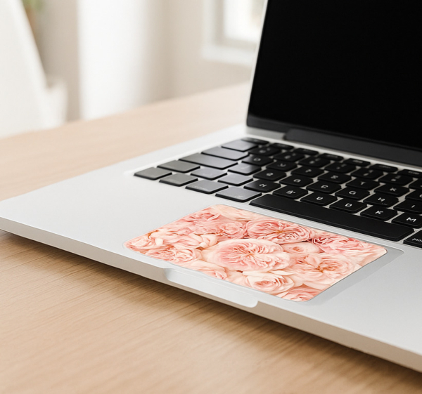 Bloeiende roze rozen touchpad sticker