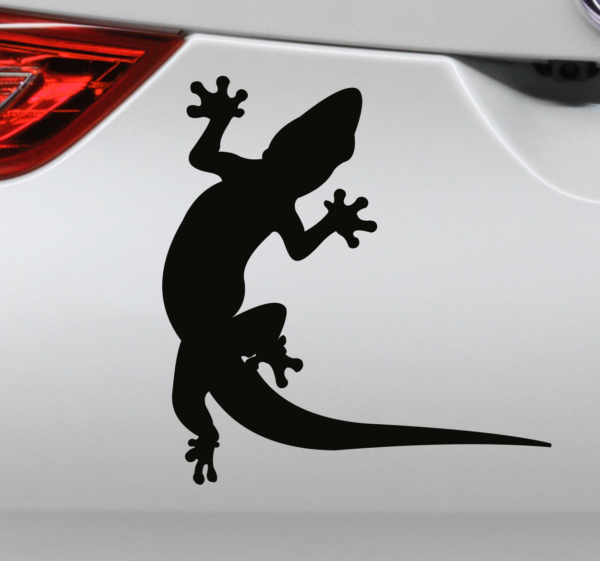 Autosticker salamander