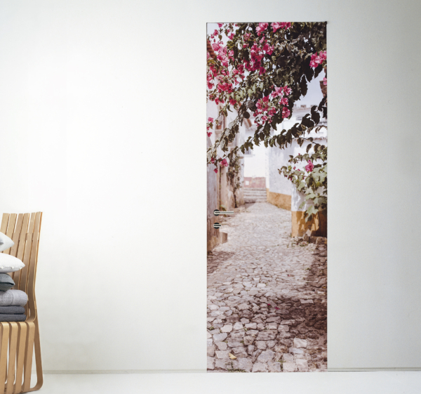 Deursticker woonkamer slaapkamer bloemen op straat