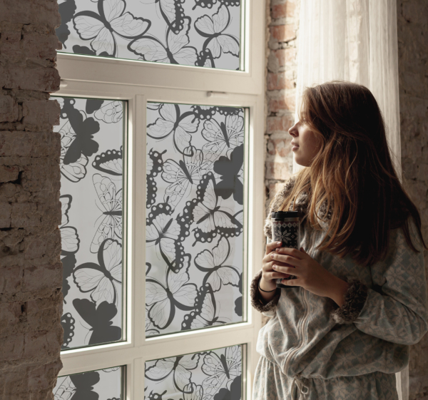 Raamfolie met vlinders stijl
